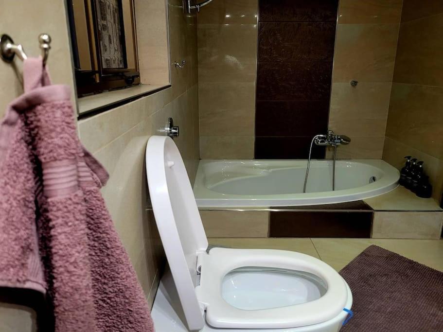 1 Bedroom Apartment With Living Room And Terrace San Ġwann エクステリア 写真